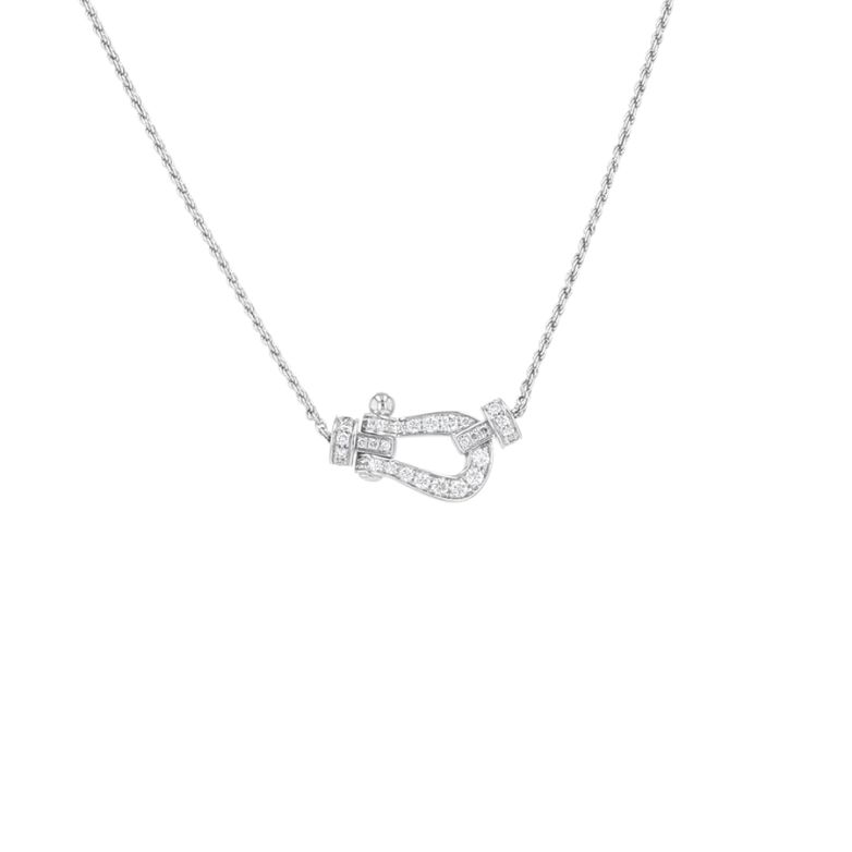 Acheter Collier FRED Force 10 diamants 0.36 carat or blanc Comme neuf - 3650,00 € Collier FRED Force 10 diamants 0.36 carat or blanc Comme neuf - reconditionné disponible sur Gemme Les Bijoux